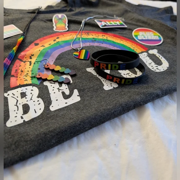 2/$40 Women's COORDINATING SET of PRIDE T-shirt & Accessories - Picture 11 of 16